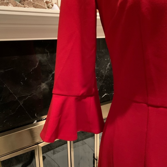 Donna Morgan 3/4 Elbow Flutter Sleeve Sheath Dress - Picture 6 of 8